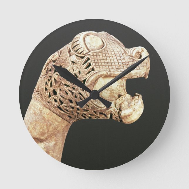 Figureheaden av en Viking Longship, grundar på Rund Klocka (Framsida)