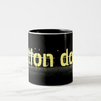 fiktion förföljer kaffemuggen Två-Tonad mugg