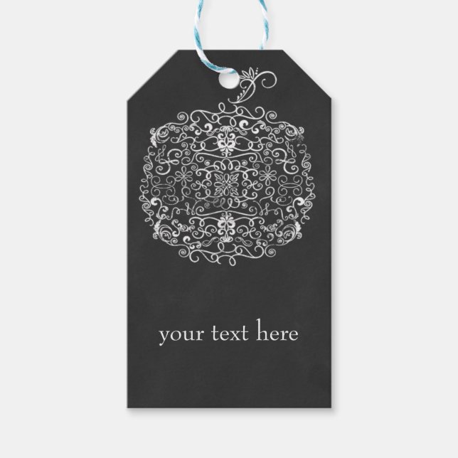 Filigree Chalkboard Fall Pumpkin Autumn Fall Party Presentetikett (Framsidan)
