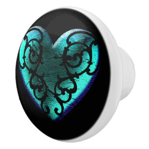 Filigree Goth Ice Blue Heart Knopp