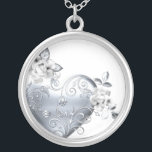 Filigree hjärta & vit ros för silver silverpläterat halsband<br><div class="desc">Dessa nätt Filigree hjärta & vit ros som gifta sig design, är tillgängliga på en variation av anpassadeprodukter här på www.zazzle.com/BlessedMemories*. Ta din tid, och lek med "skräddarsy den!", särdrag. Om du behöver någon hjälp, behaga använda "överför precis meddelandet" anknyter på sidomenyn, och jag ska är lycklig att hjälpa dig...</div>