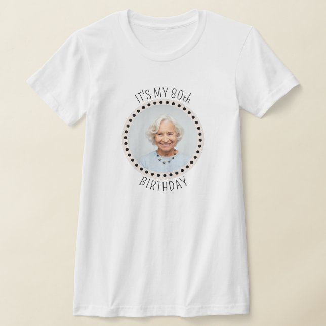 Filmfoto för enkel Chic redigerbar födelsedagspolk T Shirt (Laydown)