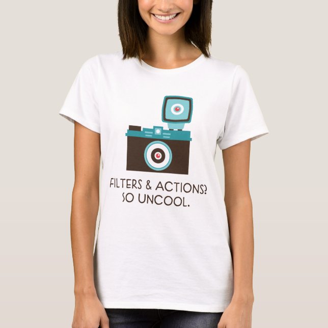 Filtrerar & åtgärdar? Så Uncool. T-shirt (Framsida)