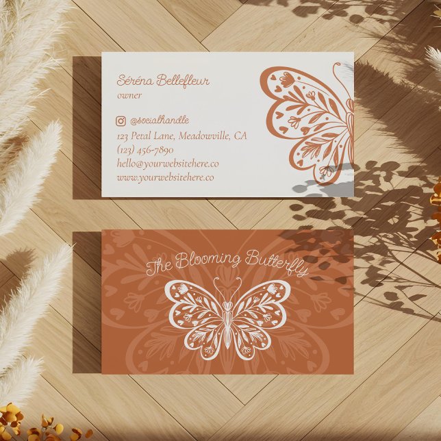 Fin Blommigt Deorative Heart Butterfly Logotyp Visitkort (Beautiful Floral Decorative Heart Butterfly Logo Business Card)