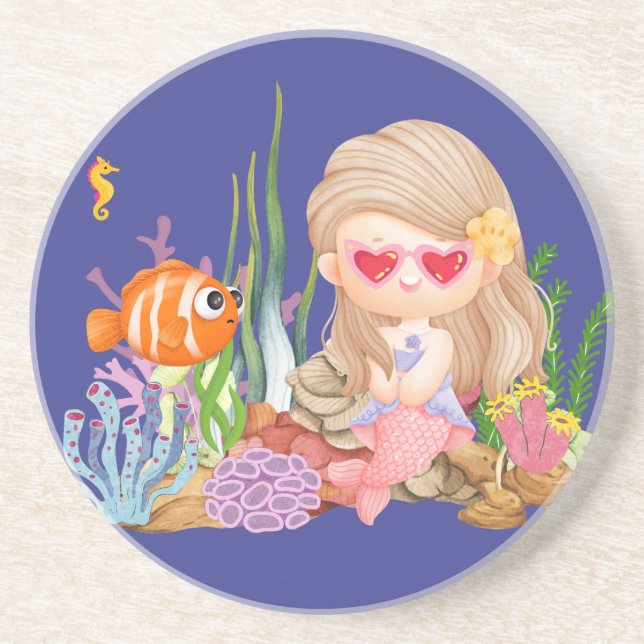 Fin BRUNET HAIR-sjöjungfru som leker i havet Underlägg (Framsidan)