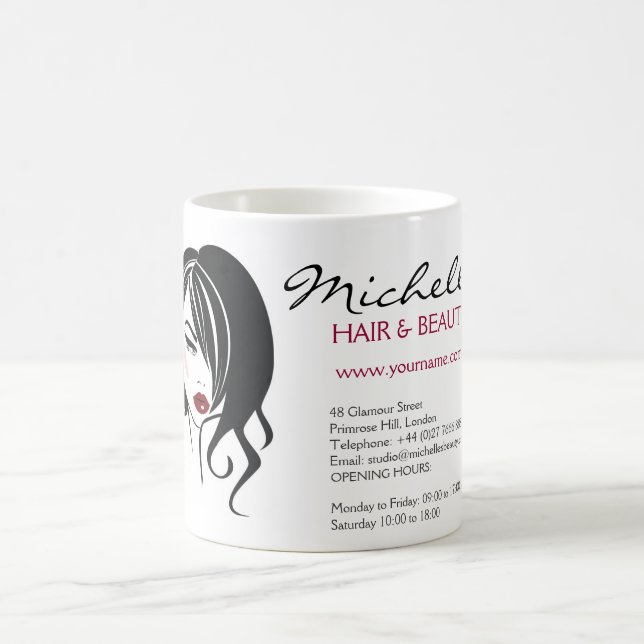 Fin flicka med vågigt hårikon kaffemugg (Center)