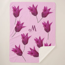 Fin M monogram söt rosa tulips-blommigt