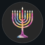 Fin Vintage Hanukkah Menorah Lycklig Hanukkah Runt Klistermärke<br><div class="desc">Fin Vintage Hanukkah Menorah Lycklig Hanukkah</div>