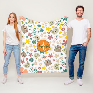 Fina, gigantiska blommor, pastellvita fleecefilt