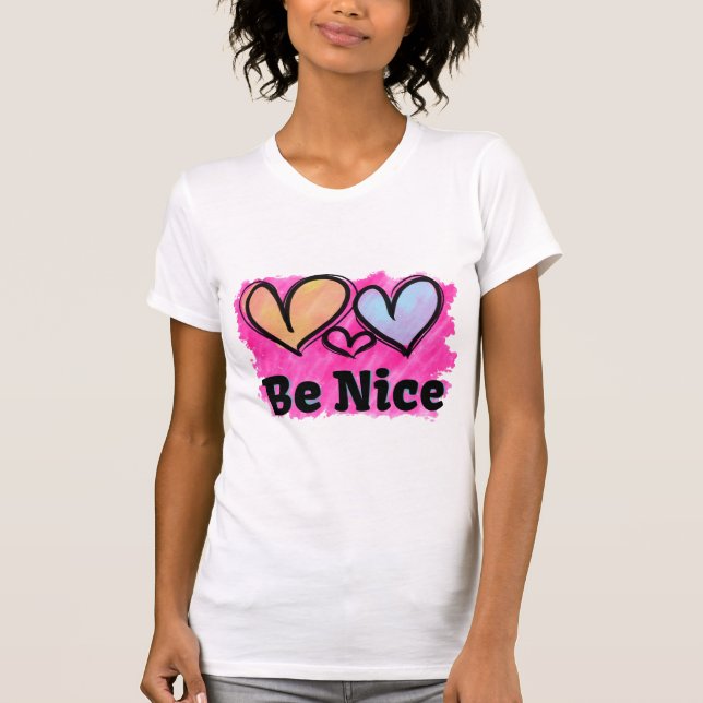 Fina vattenfärghjärtor t shirt (Framsida)