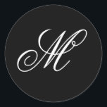 Finare Script Calligraphy Black and White Monogram Runt Klistermärke<br><div class="desc">Minimalistklistermärken för svarta och vita bröllop för dina favoritmärken eller även korrespondens med gästerna. Monogrammet har en calligrafi i finare-skript. Du kan anpassa den enkla heltäckande svarta bakgrunden för färg för att matcha bröllop.</div>