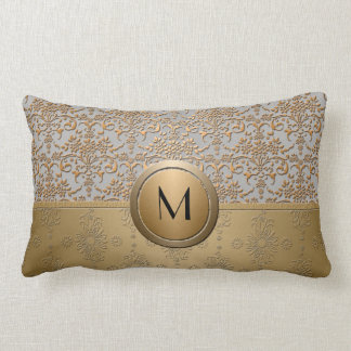 Finare Simulated Guld och Silver Monogram Damask Lumbarkudde