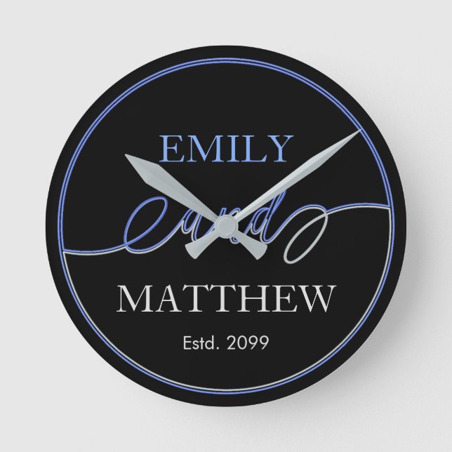 Finare-skript med par av Namn-väggklocka Rund Klocka (Framsida)