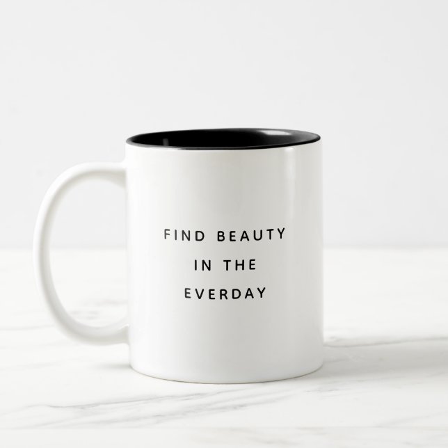 Find Beauty Typography Modern Two-Tone Mug Två-Tonad Mugg (Vänster)