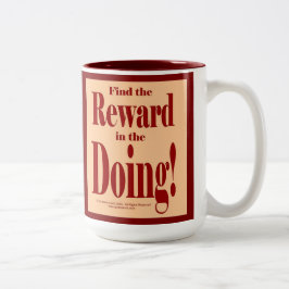 Find the Reward in the Doing Två-Tonad Mugg