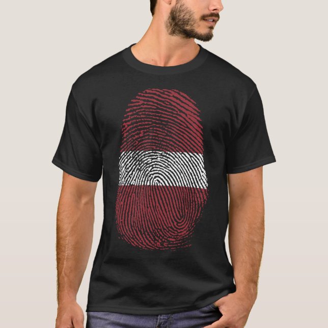 Finger Skriv ut - Lettland T Shirt (Framsida)