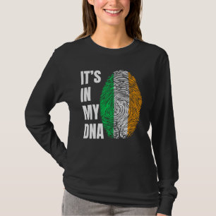Fingeravtrycks-DNA St Patrick's Day irländsk flagg T Shirt