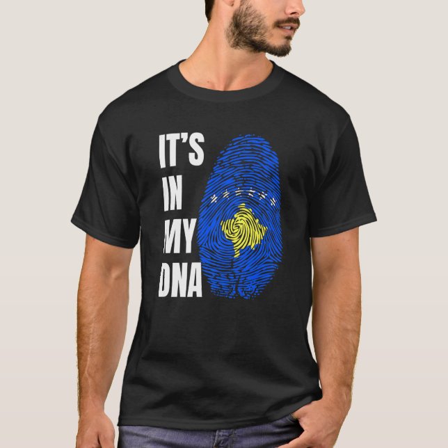 Fingerprint DNA Biometry Cosovarian Flag Kosovo   T Shirt (Framsida)