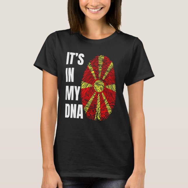 Fingerprint DNA Biometry Flag North Macedonia T Shirt (Framsida)