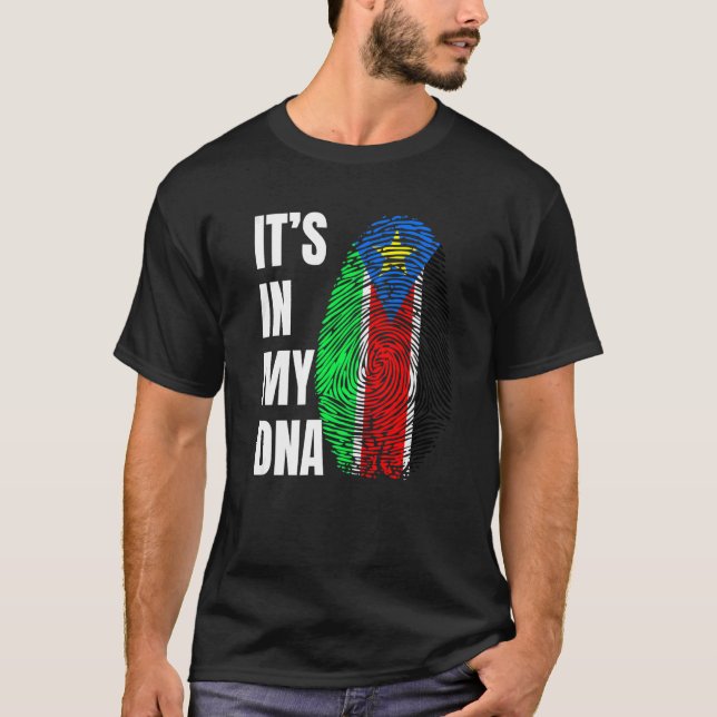 Fingerprint DNA Biometry Flag South Sudan   T Shirt (Framsida)
