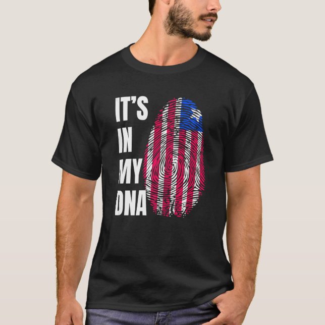 Fingerprint DNA Biometry Flagga Liberia T Shirt (Framsida)