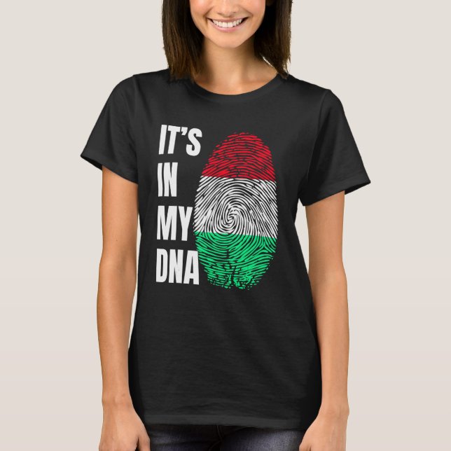 Fingerprint DNA Biometry Ungersk Flagga T Shirt (Framsida)