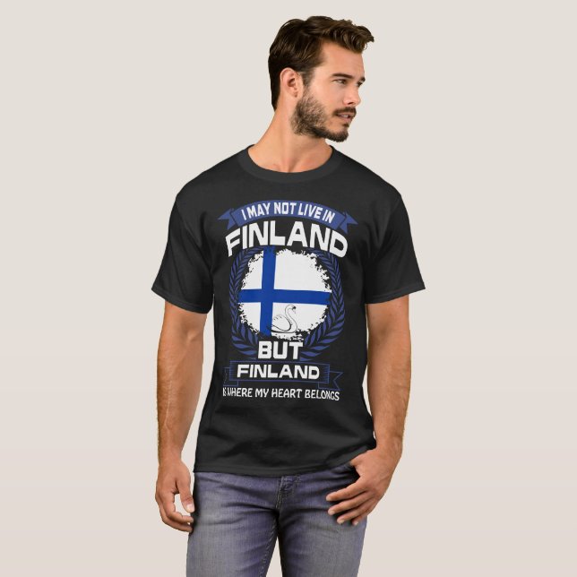 Finland är var min hjärta hör hemma tshirten tee (Hel framsida)