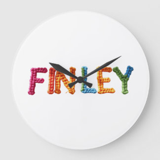 FINLEY Namn i Vibrant Crochet Mönster Stor Klocka