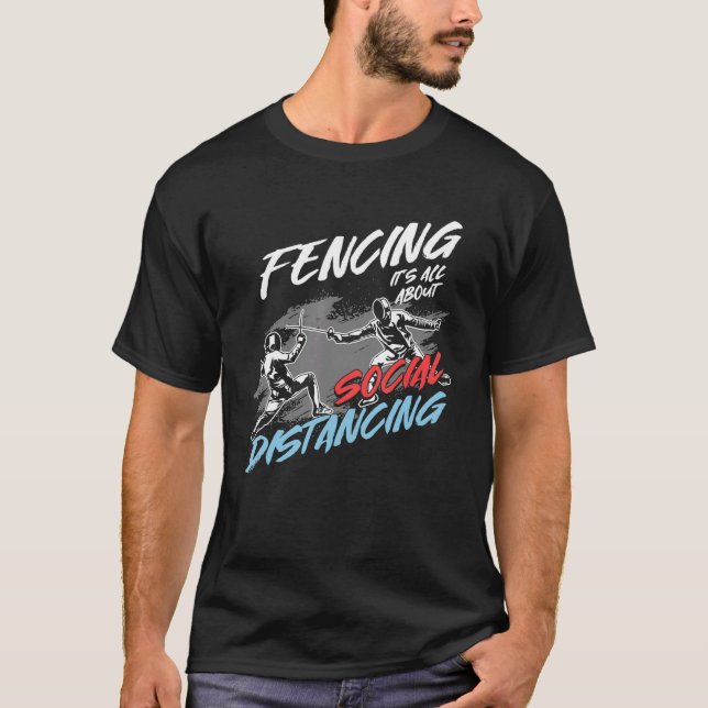 Finnande Social Avstånd Fencer Fence Mask Long S T Shirt (Framsida)