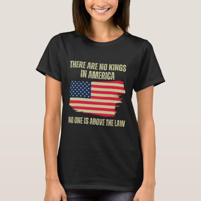 Finns det ingen Kung i USA:s amerikanska Flagga Tr T Shirt (Framsida)