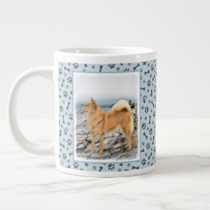 Finsk spitz vid Seashore Painting - Hund Art Jumbo Mugg