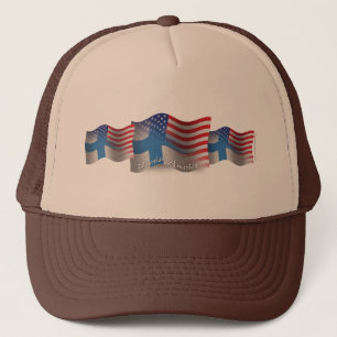 Finska-Amerikan som vinkar flagga Truckerkeps