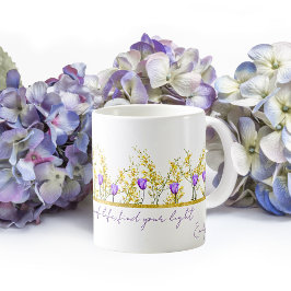 Fintvätt av Gult och Lila blommor Kaffemugg