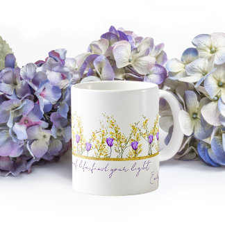 Fintvätt av Gult och Lila blommor Kaffemugg