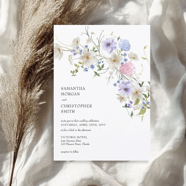 Fintvätt av lila blå boho-blommor inbjudningar (Delicate watercolor purple blue boho wildflowers invitation)