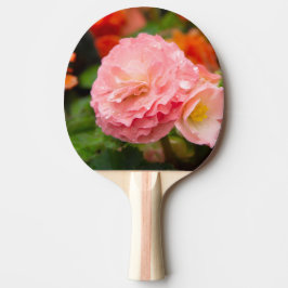 Fintvätt av rosa efter regnet pingisracket