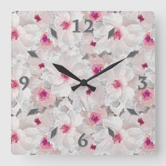 Fintvätt av vit och rosa blommigt fyrkantig klocka (Framsida)