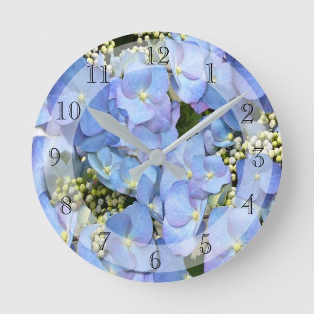 Fintvätt Blått Laktecap Hydrangea Round Clock Rund Klocka (Framsida)