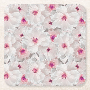Fintvätt och rosa blommigt underlägg papper kvadrat