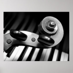 Fiolrulla över pianonycklar poster