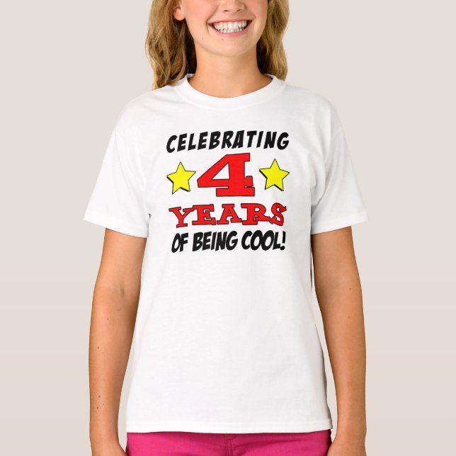 Firande av 4 års Coola T Shirt (Framsida)