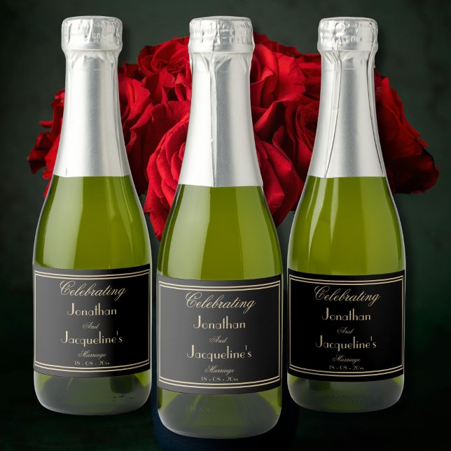 Firande av Giftermål Elegant Black & Guld Namn (Celebrating Marriage - Elegant Black & Gold Names Sparkling Wine Labels.)