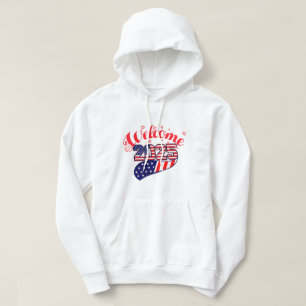 Firar 2025 med USA-Thétive Graphics Hoodie