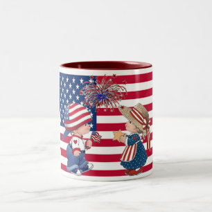 Firar American Flagga Två-Tonad Mugg