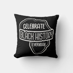 Firar BLACK-historik varje dag på svart Kudde