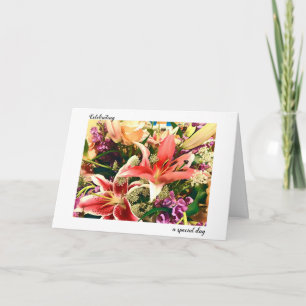 Firar en speciell dag med blandad Blommigt Bouquet Kort