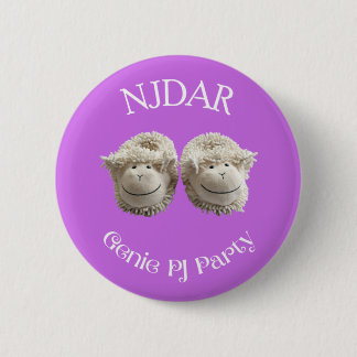 Firar Roligt Moments med Stift Knapp