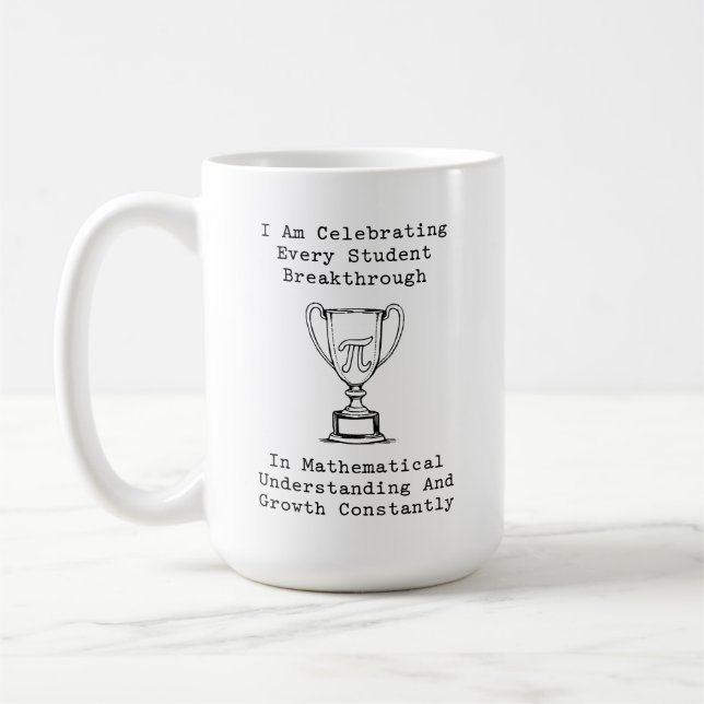 Firar studenters matematiska genombrott och tillvä kaffemugg (Vänster)