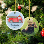 Fire Lastbil Fireman Photo Keepsakjuljul Julgransprydnad Keramik<br><div class="desc">Fire Lastbil Fireman Photo Keepie jul Ornament * Koordinerande produkter kommer att finnas tillgängliga i vår butik. Kontakta oss om du behöver den här designen för en specifik produkt för att skapa ditt eget unika matchande objekt! Tack så mycket för att du har sett en DoodleLulu-design den 2 juni i...</div>