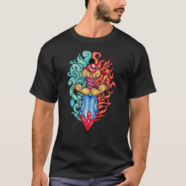Fire & Vatten Dagger Tattoo T Shirt (Framsida)